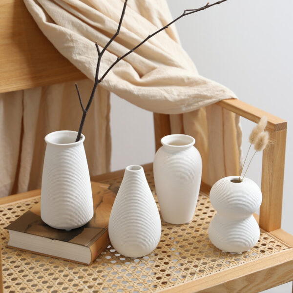 GM1519 - Image 2