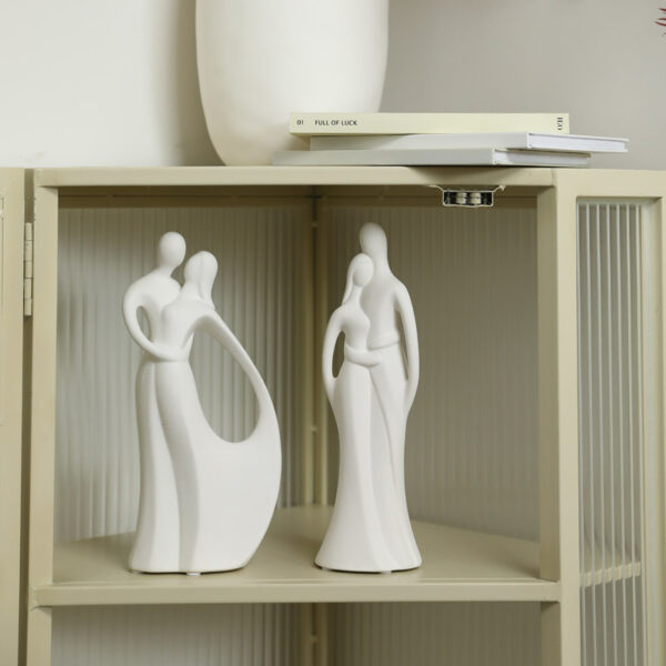 GM1040 - Image 2