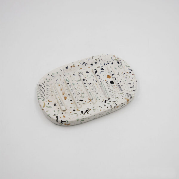 CE1008 - Image 4