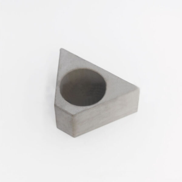 CE2502 - Image 4