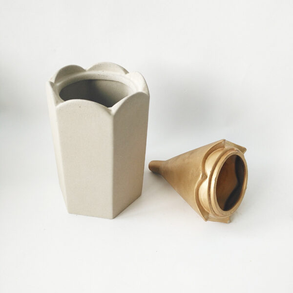 CE1501 - Image 2